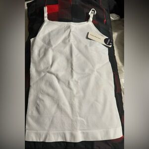 Empetua scoop neck cami in white